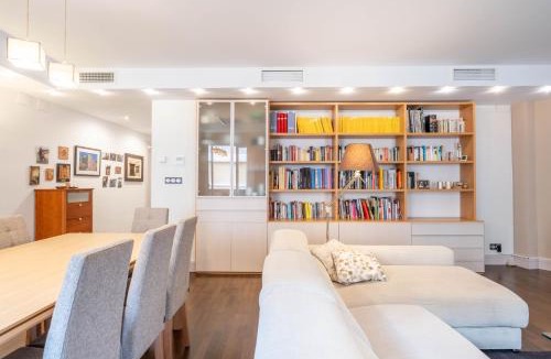Zaragoza Old Town Apartment | Luxurious apartment in the center of Zaragoza