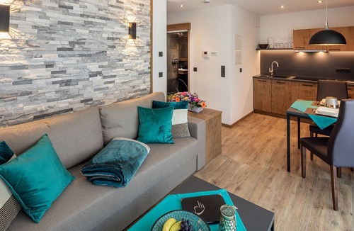 Rosshaupten Apartment | Luxurious holiday accommodation with wellness and fitness area