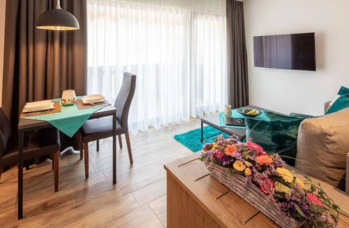 Rosshaupten Apartment | Luxurious holiday accommodation with wellness and fitness area
