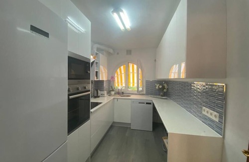 Carihuela Apartment | Luxurious Two-Story Penthouse with Large Terraces – Steps from Playa Pepe