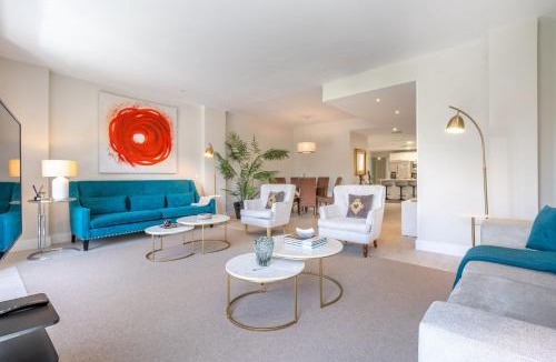 Recoletos Apartment | Luxury 2-Bed Apartment in Alcalá Madrid