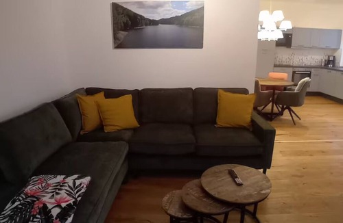 Lauscha Apartment | Luxury apartment in the glass town of Lauscha with terrace, beautiful nature & mountain views