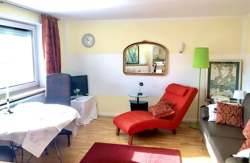 Poecking Apartment | Luxury apartment with balcony, garden use, 3-room, 4 people, Lake Starnberg