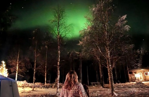Rovaniemi Ski Chalet | Luxury Aurora glass Igloo, hot tub & sauna cottage