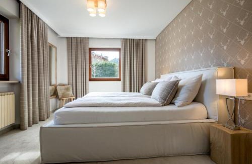 Kitzbuehel Ski Chalet | Luxury Central Kirchberg