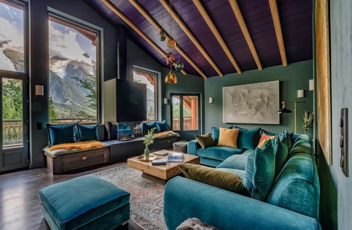 Chamonix-Mont-Blanc Ski Chalet | Luxury Chamonix Chalet with pool