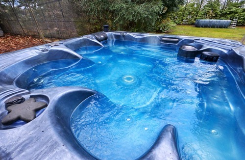Emsdetten Villa | Luxury Family Holidays Villa Muenster with Jacuzzi & Pool
