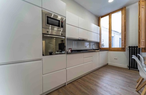 Embajadores Apartment | Luxury High-End Apartment La Latina
