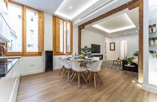 Embajadores Apartment | Luxury High-End Apartment La Latina