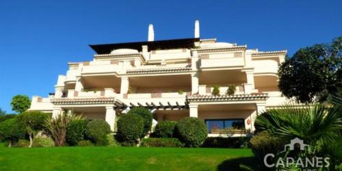 Benahavis Apartment | Luxury quiet apartment CAPANES DEL GOLF