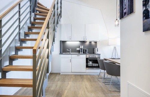 Wismar Apartment | Luxus-apartment mit Galerieschlafzimmer, Dachterrasse und Einmaligem Hafenblick!