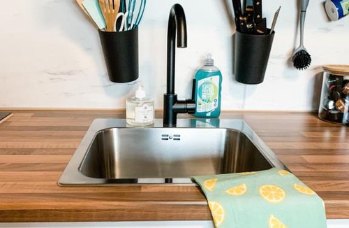 Seeg Apartment | M&M Apartment