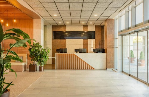 Rejas Apartment | Madrid Airport Suites, Affiliated by Meliá