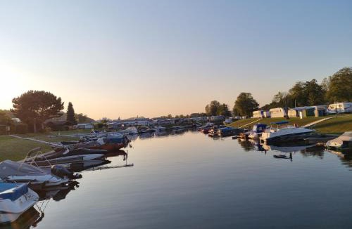 Bischberg Boat Rental | Main Hausboot Lore in der Marina Trosdorf bei Bamberg
