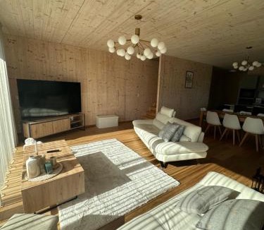 Lens House | Maison Panorama Alpes Suisses & Sauna