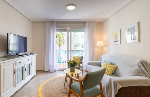 Torremolinos Apartment | MalagaSuite Lux Beach & Pool