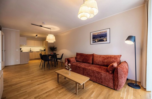 Leipziger Vorstadt Apartment | Marina Garden 1-bedroom on the Elbe River -65qm -built-in ceiling cooling system