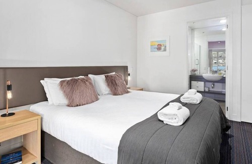 Frankton Apartment | Marina Quarters 404B | Amazing Views
