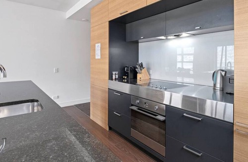 Frankton Apartment | Marina Quarters 404B | Amazing Views
