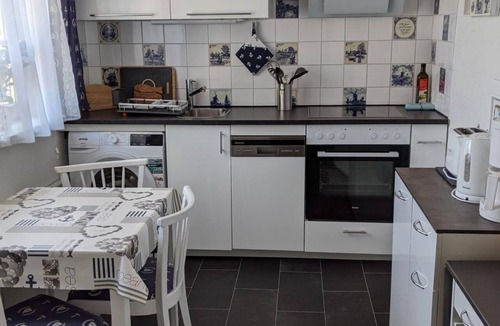 Felm Apartment | Maritime Ferienwohnung im Fachwerkhaus by Interhome