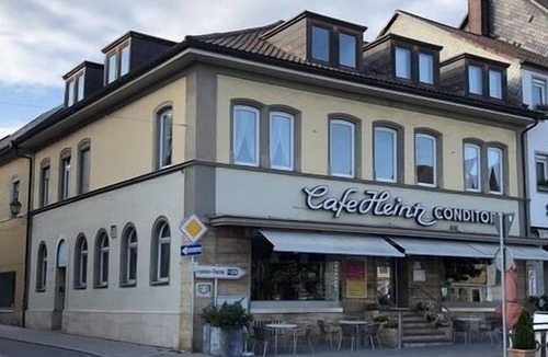 Bad Konigshofen Apartment | "Marktplatz-Blick" Vacation Rental (107 square meters) with a Modern Kitchen