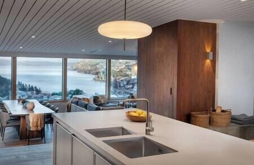Queenstown City Centre House | Matariki Residence, Queenstown, New Zealand