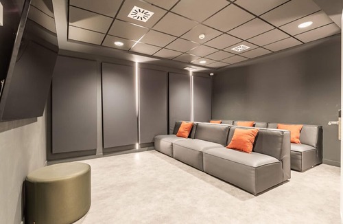 Fuencarral Hotel | Micampus Foronda 7