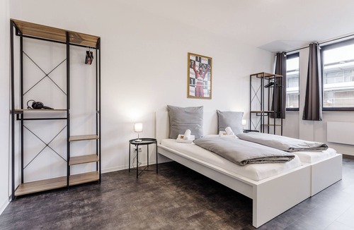 Altstadt - Sankt Lorenz Hostel | MidTown Nuernberg XXL- in the heart of Nuremberg's city center