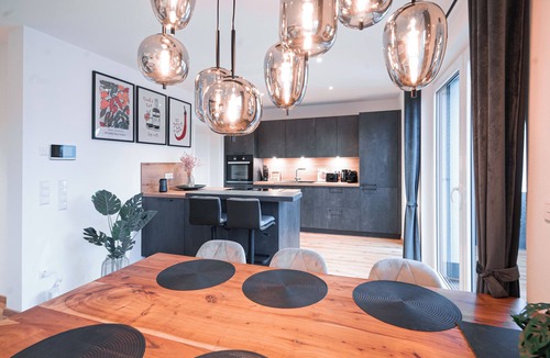 Leipheim Apartment | Mihalca® | Panorama Suite Bibertal