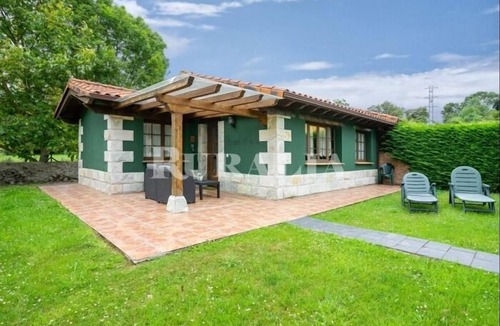 La Portilla House | Mirando al Cuera (Green) - apartment with pool in Piedra (Llanes)