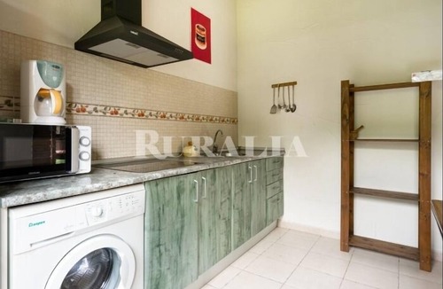 La Portilla House | Mirando al Cuera (Yellow) - apartment with pool in Piedra (Llanes)