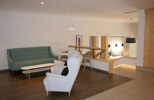 Santo Tome del Puerto Hotel | Mirasierra
