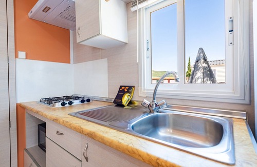 Tirig RV Rental | Mobile Home '241' with Mountain View, Wi-Fi and Air Conditioning