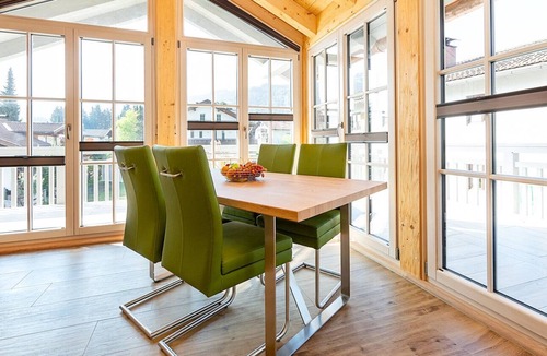 Garmisch-Partenkirchen Apartment | Modern apartment "Graseck" in a great location in Garmisch-Partenkirchen