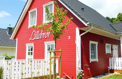 Juliusruh House | Modern and comfortably furnished holiday house with a sauna, near the Baltic Sea beach
