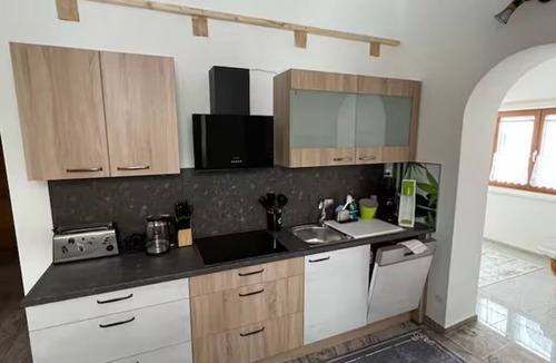Munchen District Apartment | Modern and cozy: 3-room apartment in Unterschleißheim-Lohhof near Munich