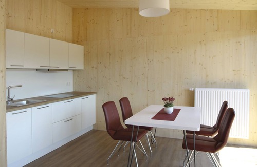 Ebrach Apartment | Modern apartment (57sqm) with south-facing balcony