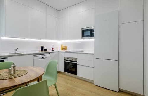 Milla de Oro Condo | Modern apartment in the Salamanca neighborhood