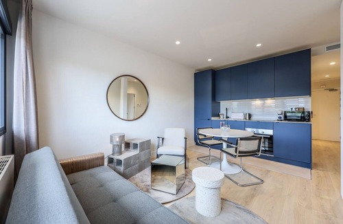 Puerta del Angel Apartment | Modern apartment near the Royal Palace 11