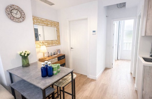 Alfalfa Apartment | Modern apartment with balcony and WiFi in Sevilla Centro