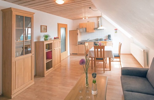 Wunsiedel Apartment | Modern eingerichtete Ferienwohnung im Dachgeschoss