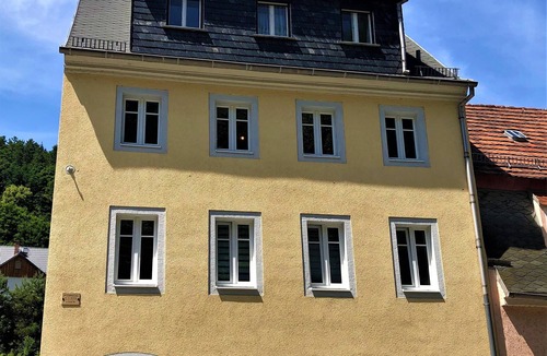 Koenigstein Apartment | Modern furn. Apartment "Wanderfalke", central & quiet, Säch. Switzerland, 55sqm, terrace