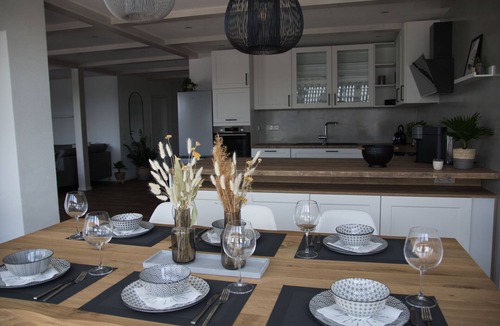 Eigeltingen Apartment | Modern heart oasis to feel good