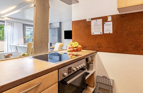 Schoenwald Apartment | Modern Holiday Apartment “Luzia” with Pool, Sauna, Balcony & Wi-Fi