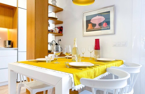 Vilanova I la Geltru Apartment | Modern, Open-plan attic apartment, large terrace