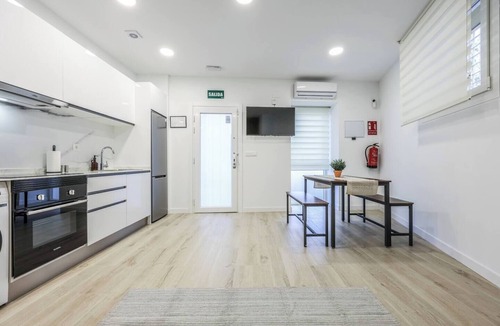 San Diego Apartment | Modern Space for Your Madrid Stay