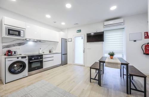 San Diego Apartment | Modern Space for Your Madrid Stay