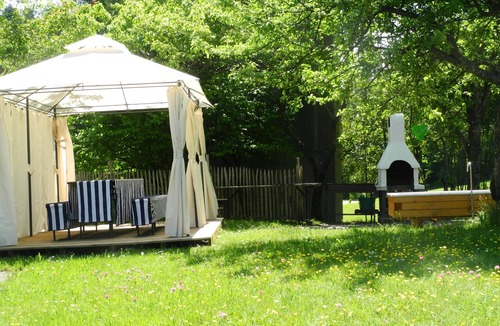 Schwarzenbach Condo | Modern, spacious and quiet vacation apartment with swimming pool, sauna