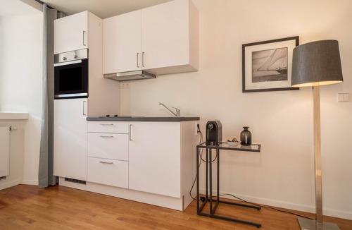 Wangen im Allgaeu Apartment | Modern Studio Apartment No. 14 in the City Center with Wi-Fi