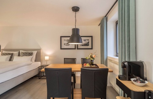 Wangen im Allgaeu Apartment | Modern Studio Apartment No. 15 in the City Center with Wi-Fi
